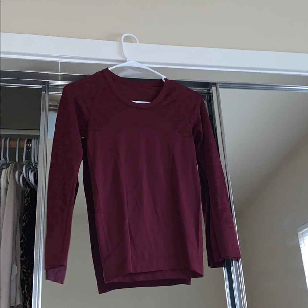 🟠 Lululemon Race Swiftly Tech Long Sleeve